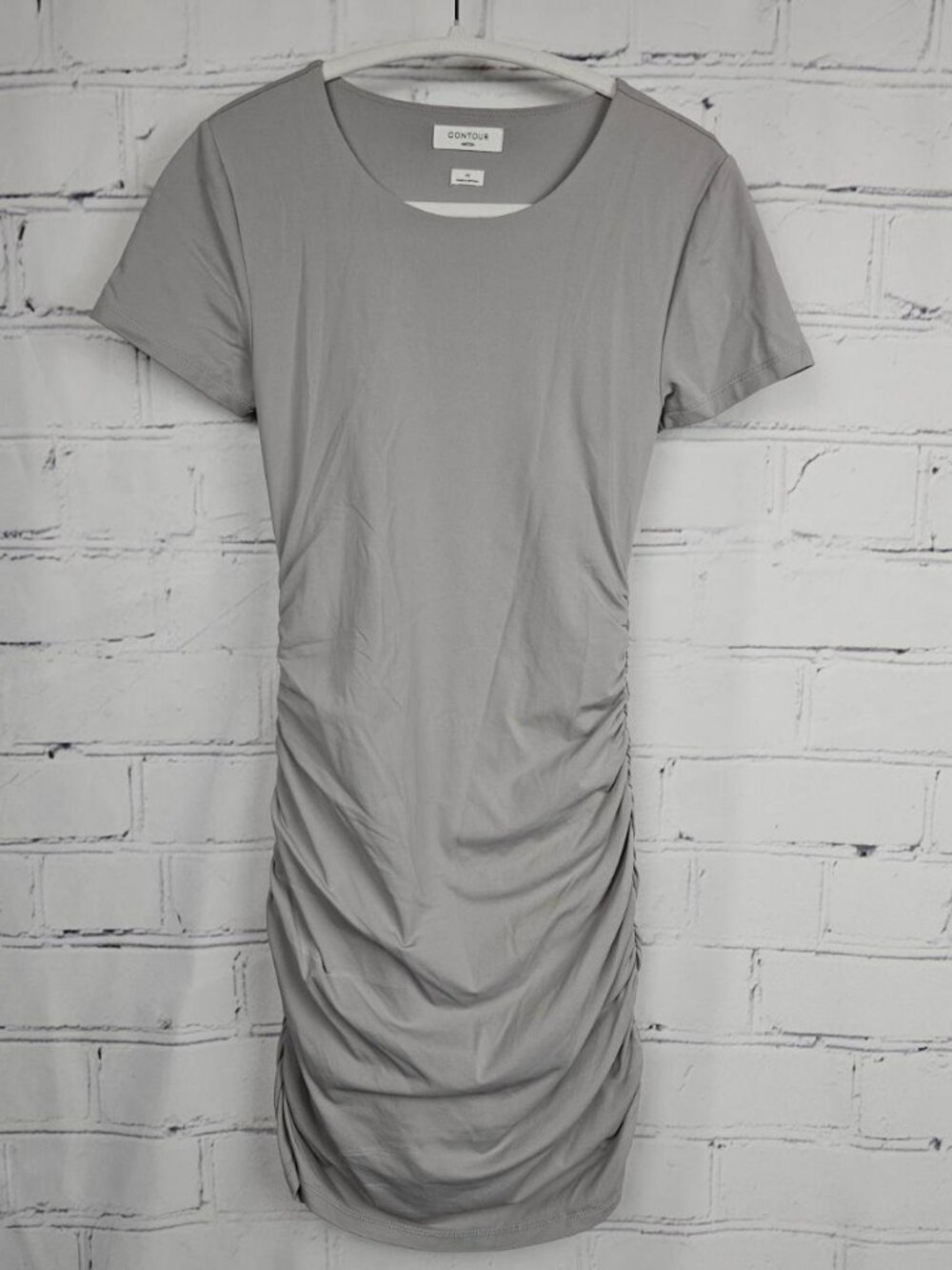 Aritzia Contour Ruched Short Sleeve Bodycon Dress Gray Womens M Stretch Knee